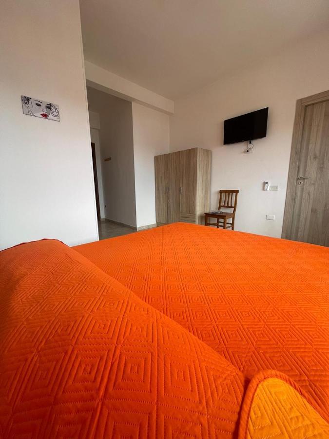 La Finestra Sul Mare B&B Crotone Eksteriør bilde