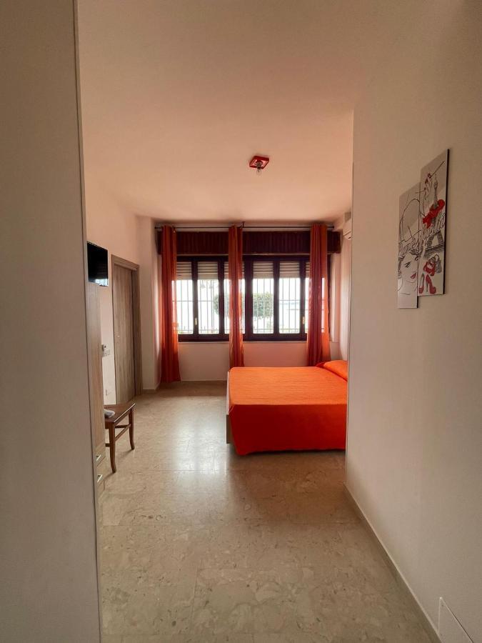 La Finestra Sul Mare B&B Crotone Eksteriør bilde