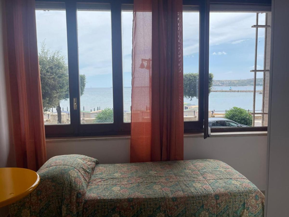 La Finestra Sul Mare B&B Crotone Eksteriør bilde
