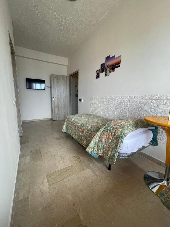 La Finestra Sul Mare B&B Crotone Eksteriør bilde