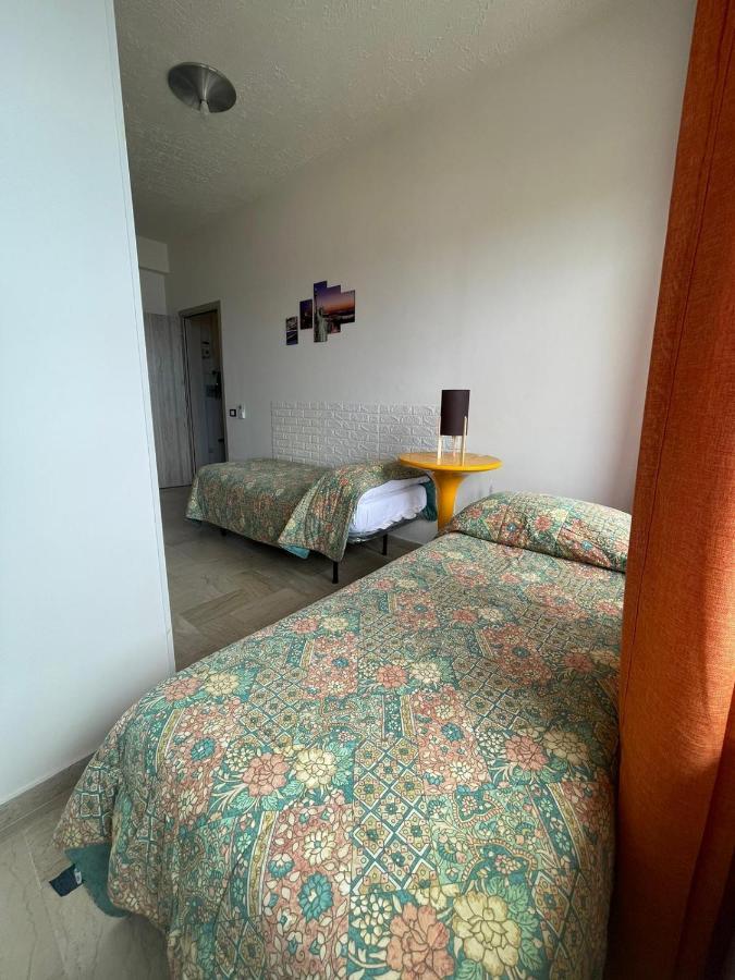 La Finestra Sul Mare B&B Crotone Eksteriør bilde