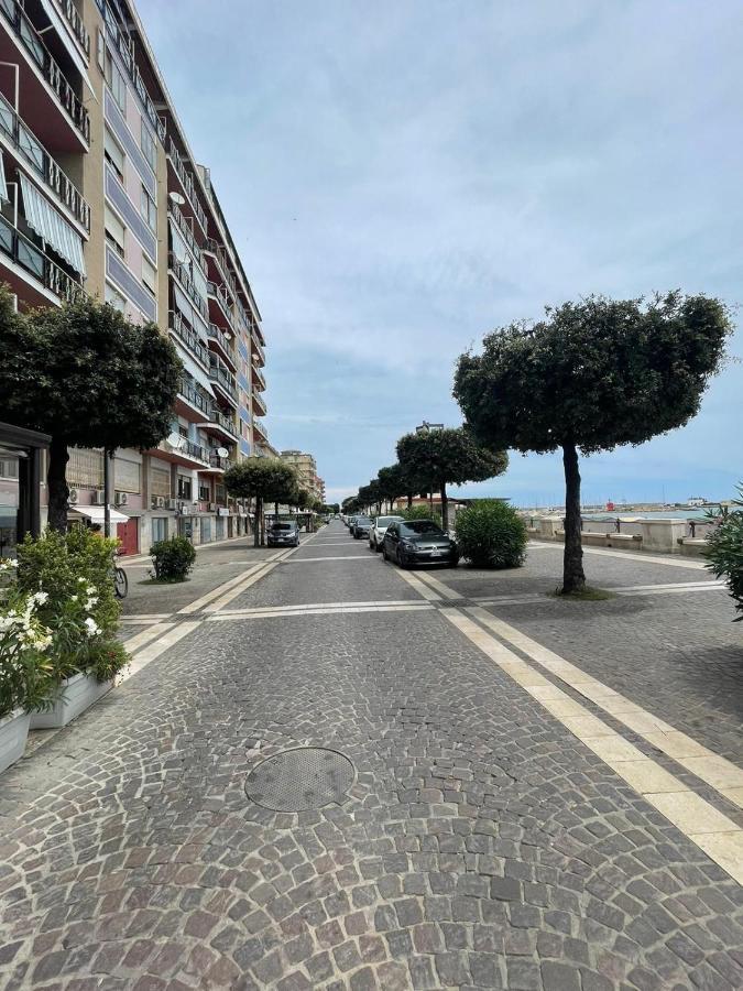 La Finestra Sul Mare B&B Crotone Eksteriør bilde