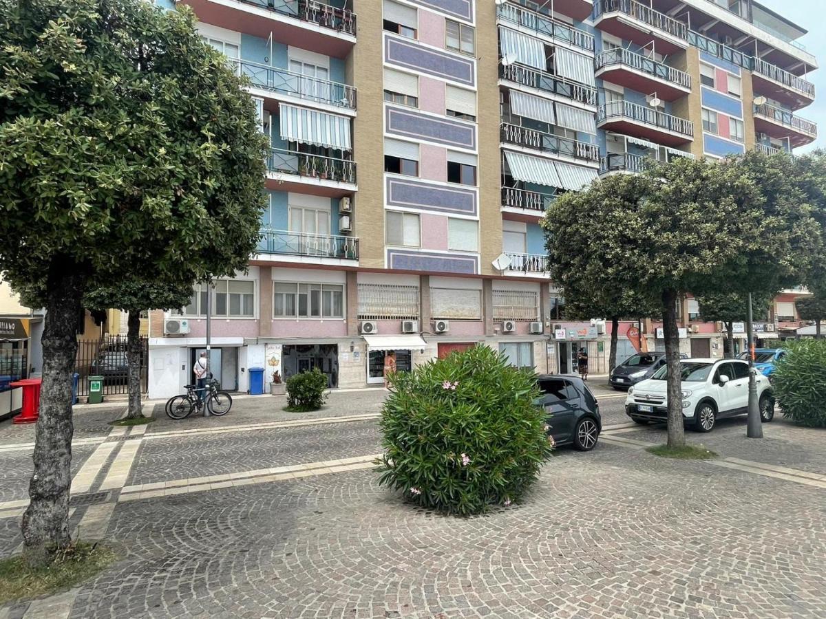 La Finestra Sul Mare B&B Crotone Eksteriør bilde