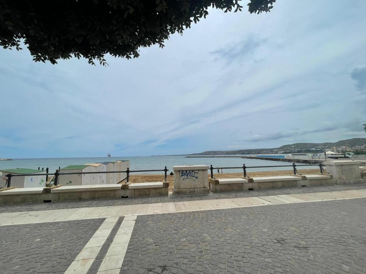 La Finestra Sul Mare B&B Crotone Eksteriør bilde